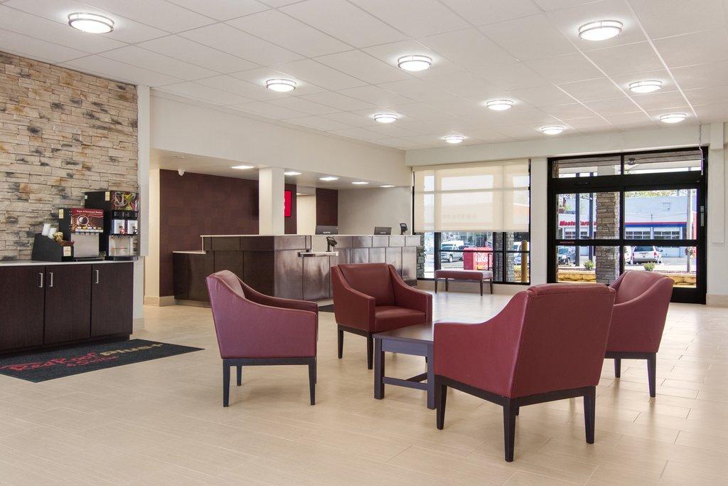 Red Roof Plus+ & Suites Erie Exterior photo